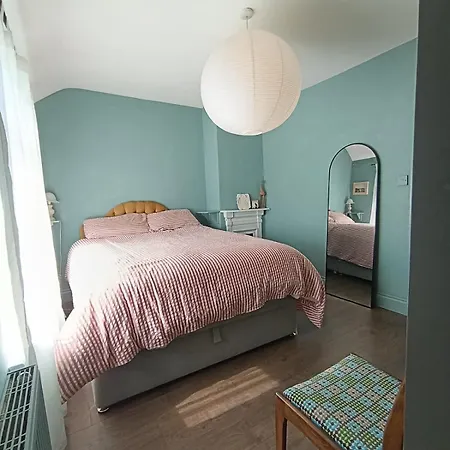 Stylish Home, Five Min Walk To Centre Сasa de vacaciones *