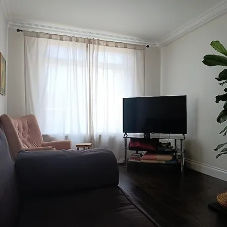 Stylish Home, Five Min Walk To Centre Сasa de vacaciones *